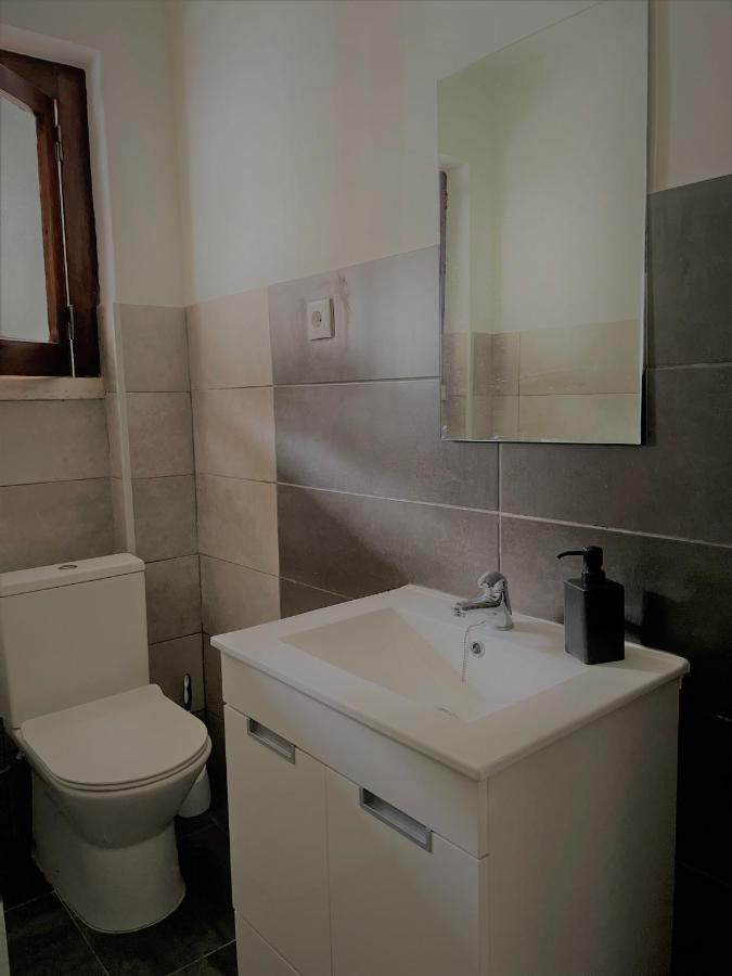 Ateliersurf29 Guest House Almada Buitenkant foto