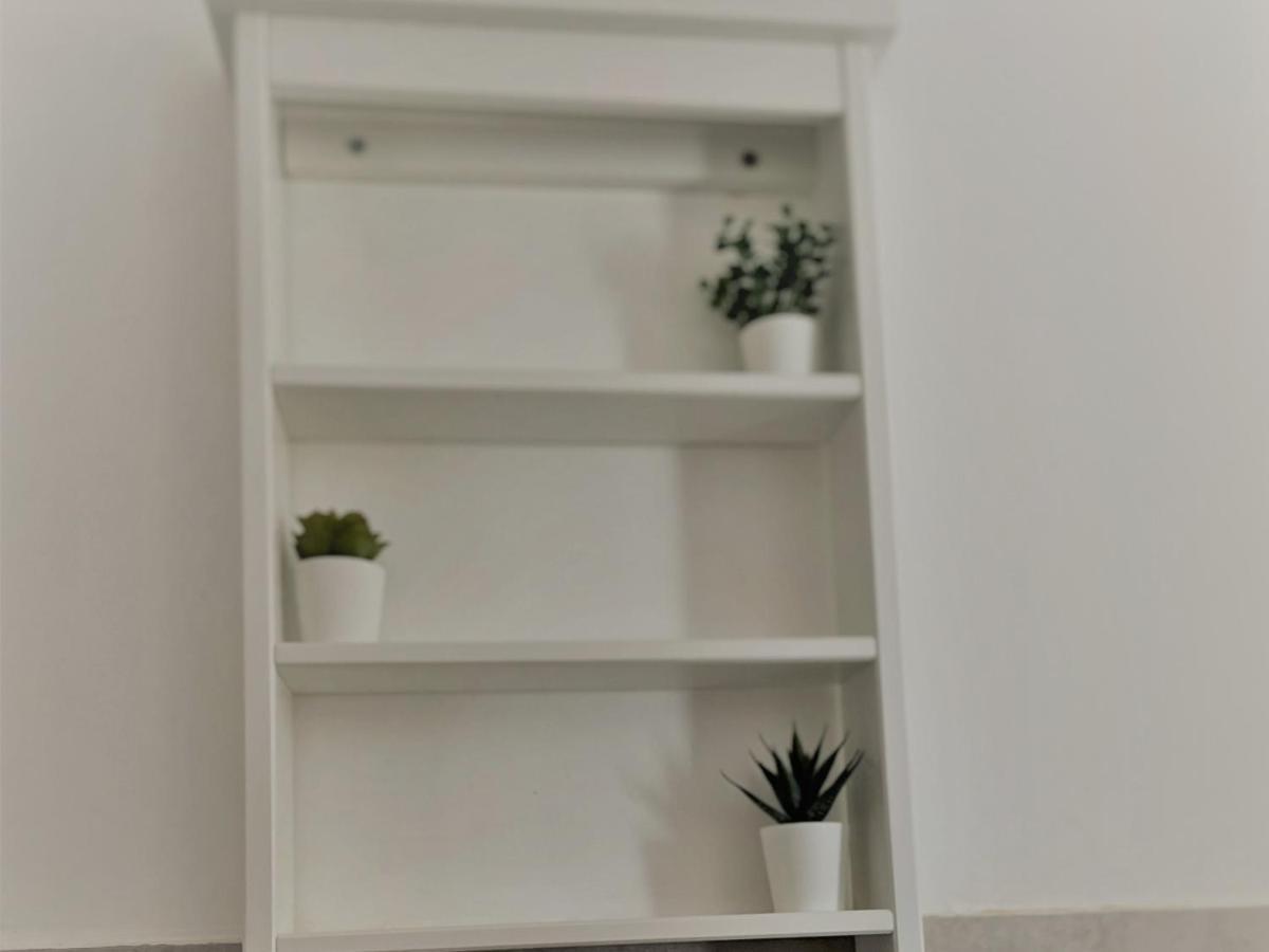 Ateliersurf29 Guest House Almada Buitenkant foto