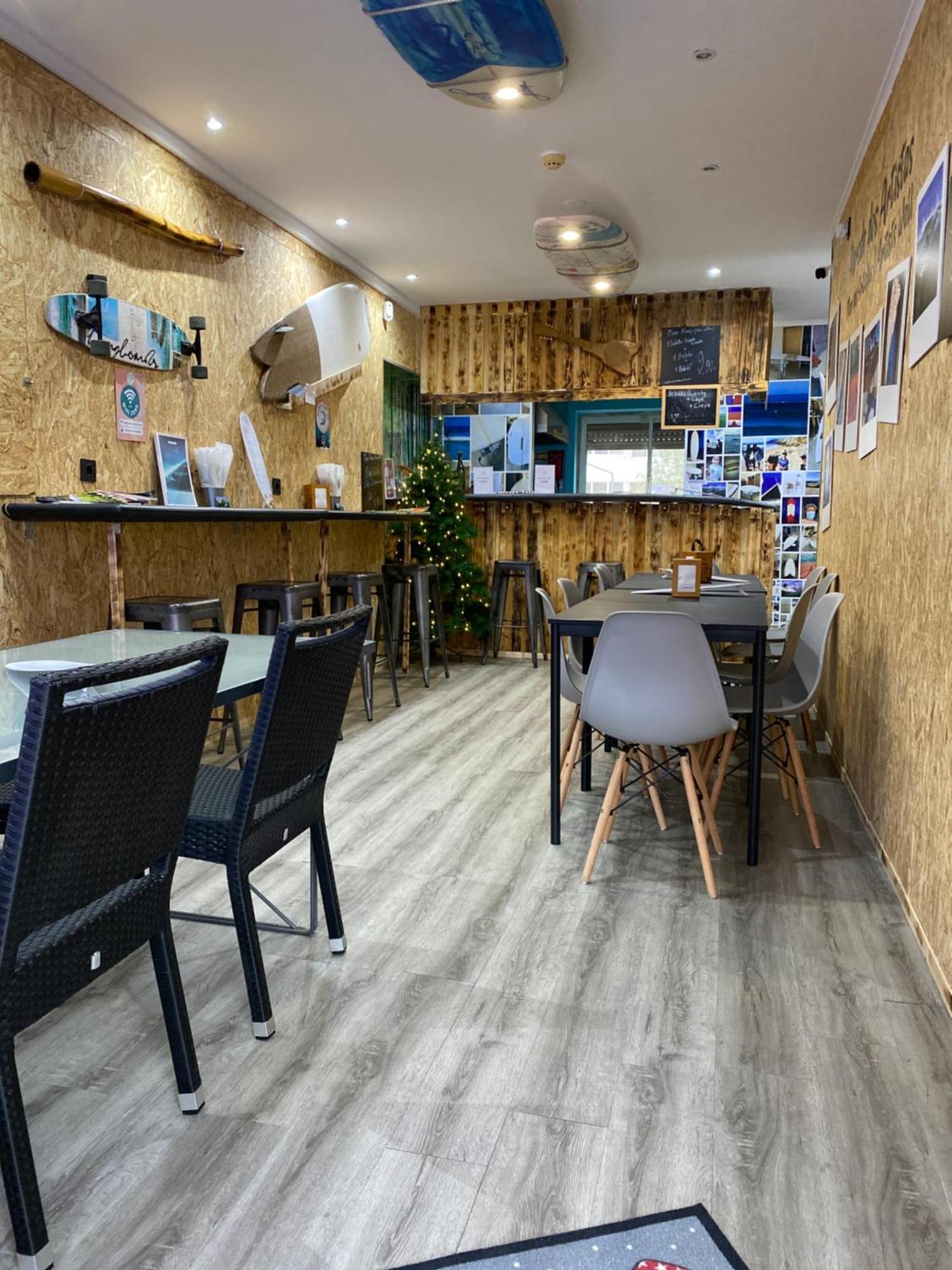 Ateliersurf29 Guest House Almada Buitenkant foto